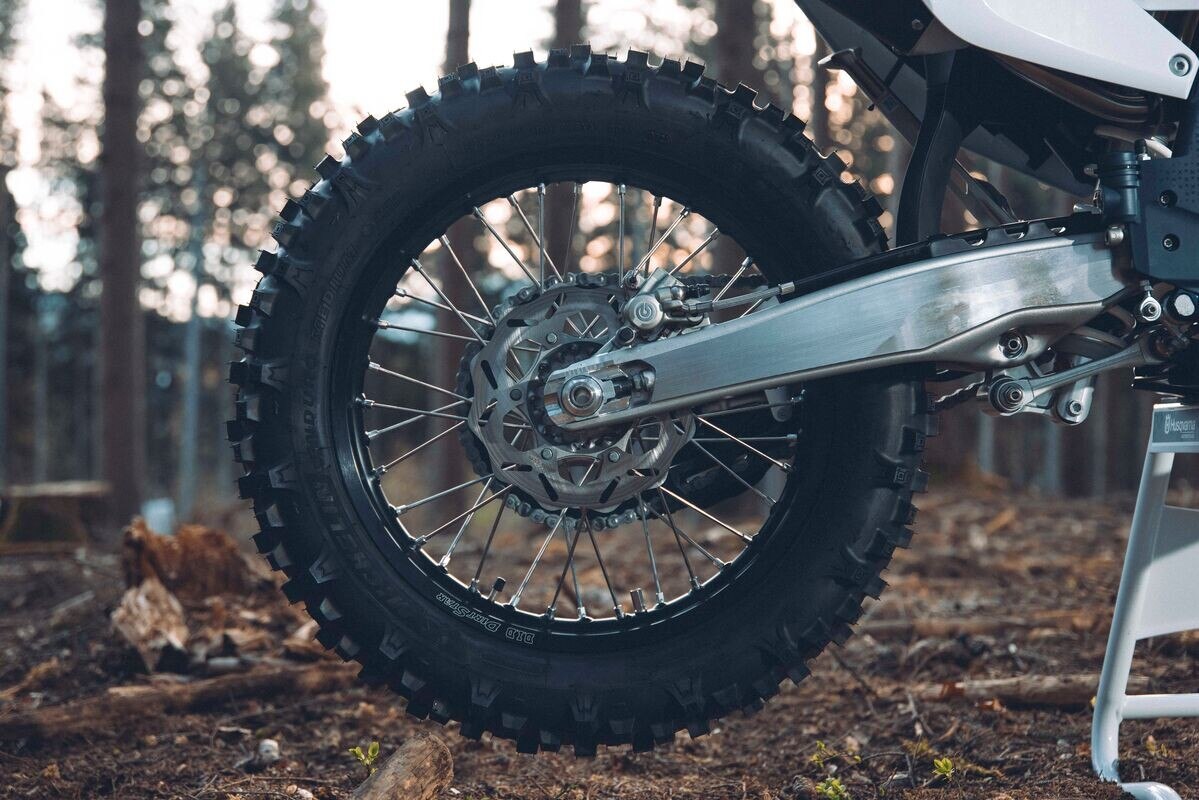 Test Husqvarna TE 125 MY25: bentornata!